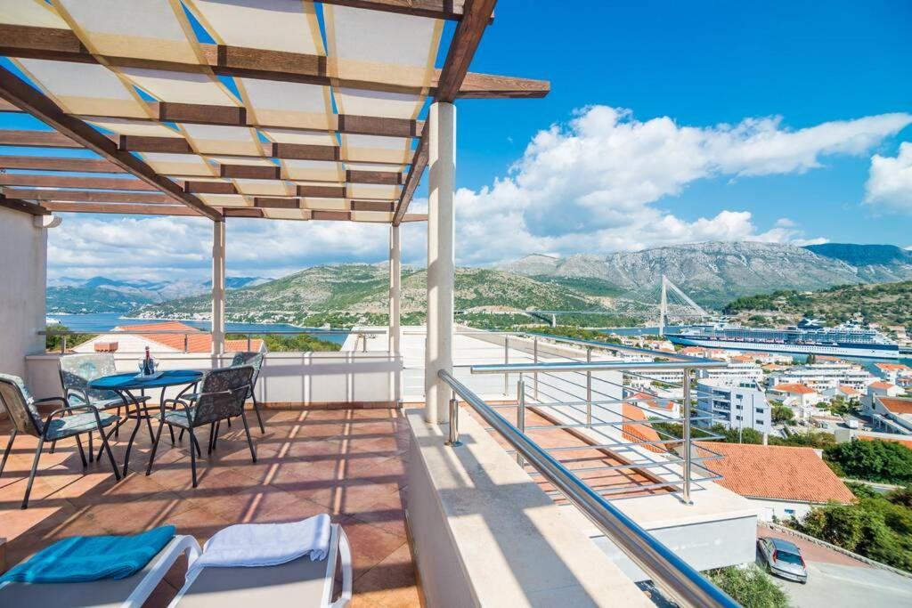 Modern Villa With Swimming Pool - Penthouse Dubrovnik Eksteriør billede