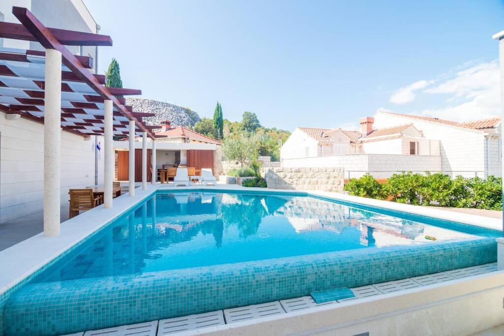 Modern Villa With Swimming Pool - Penthouse Dubrovnik Eksteriør billede