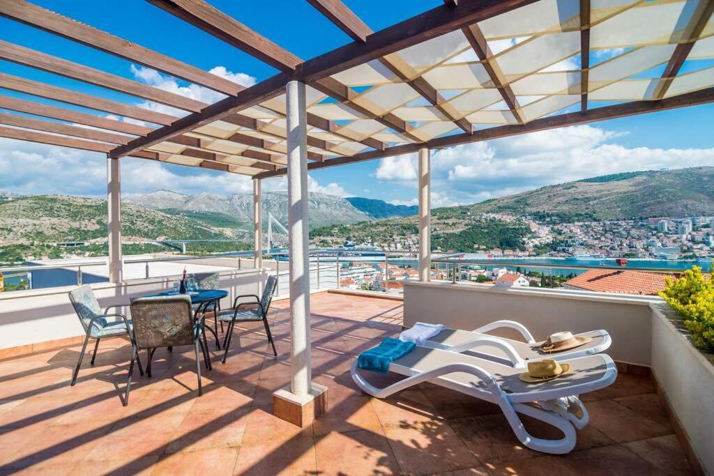 Modern Villa With Swimming Pool - Penthouse Dubrovnik Eksteriør billede